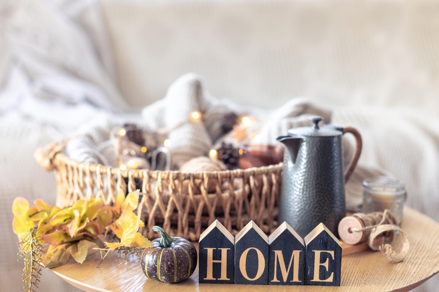 Seasonal Decorations & Ornaments